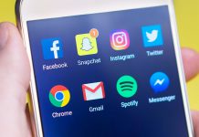 Posso acessar as redes sociais no trabalho?